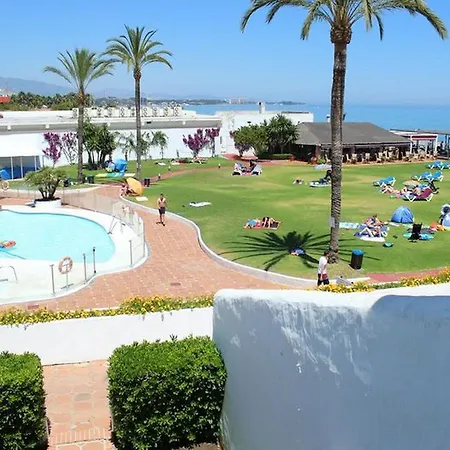 - Playa - De 3 Con Acceso Directo A La Piscina Y Al Lado Del Mar Si7 * Estepona
