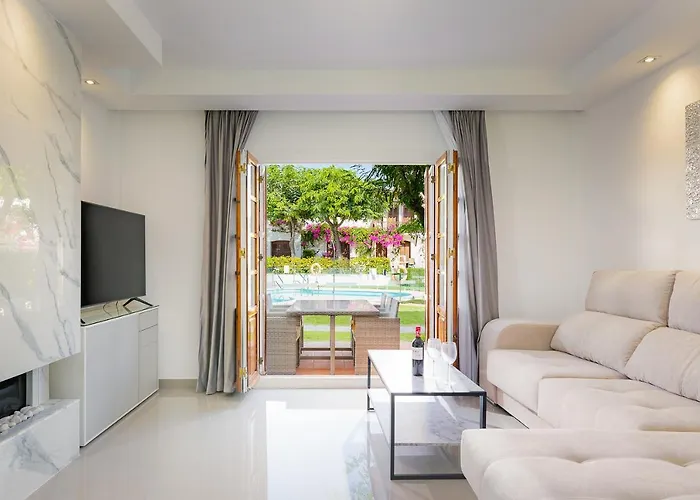 - Playa - De 3 Con Acceso Directo A La Piscina Y Al Lado Del Mar Si7 إِستيبونا