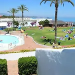 - Playa - De 3 Con Acceso Directo A La Piscina Y Al Lado Del Mar Si7 * Estepona